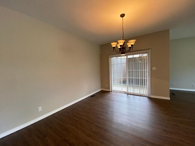 Building Photo - Storybook 3 Bedroom House