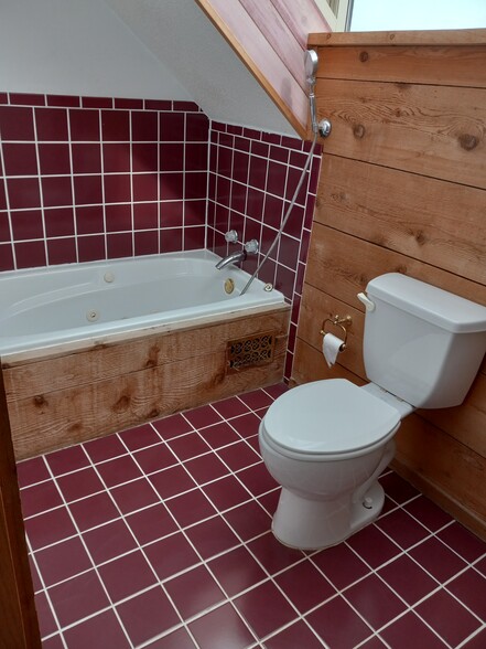 Building Photo - 5360 MO-125