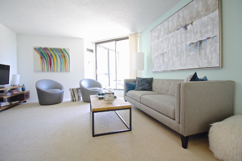 Primary Photo - 770 N Dearborn St