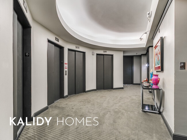 Building Photo - 5900 Mosteller Dr