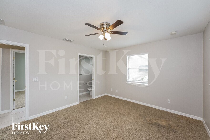 Building Photo - 21426 Glendale Ave