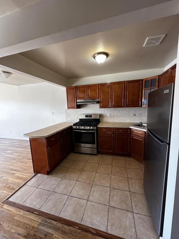 Building Photo - 227 beach 28th st 3fl