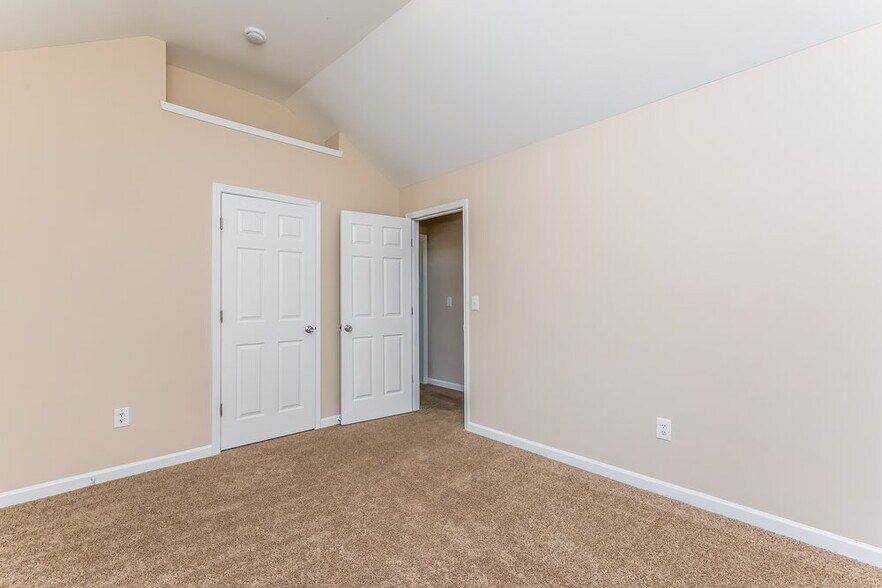 Building Photo - 309 Breeze Ct