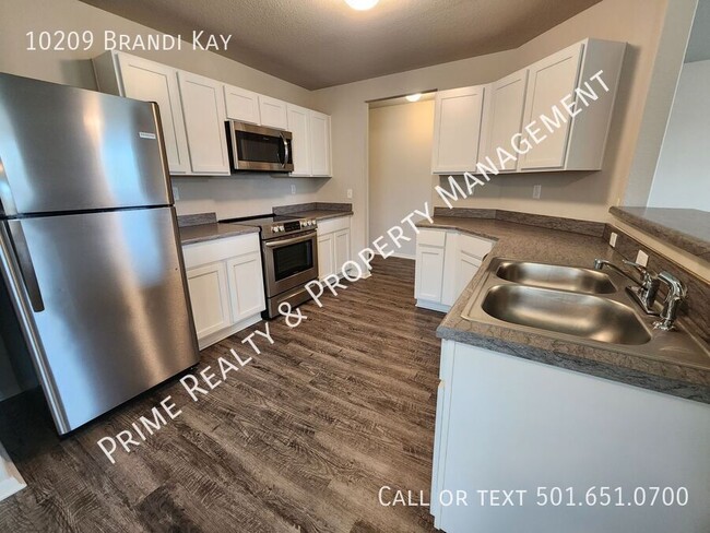 Building Photo - 10209 Brandi Kay Dr