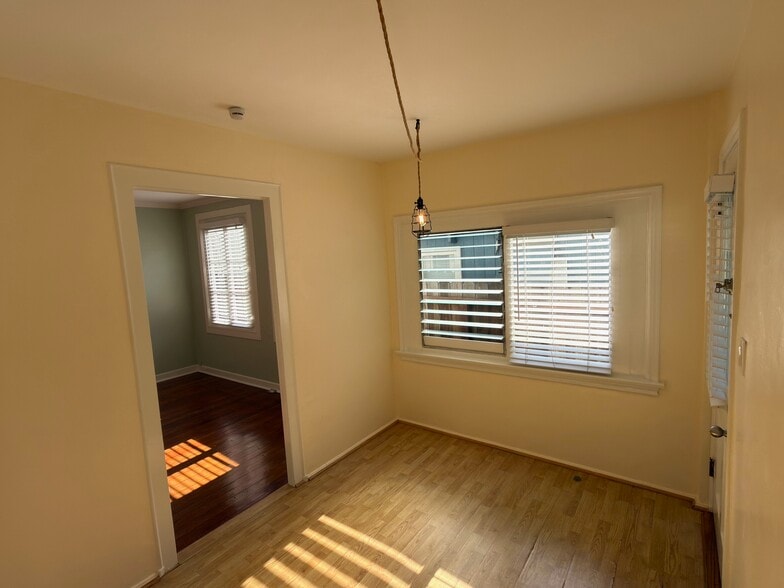 Living Room to left - 140 Hart Ave