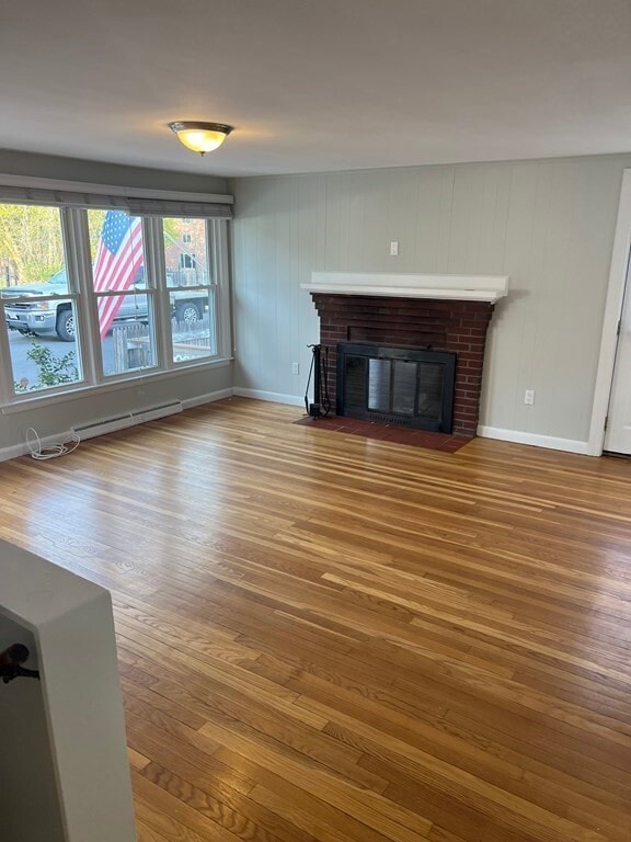 Building Photo - 68 Crescent St