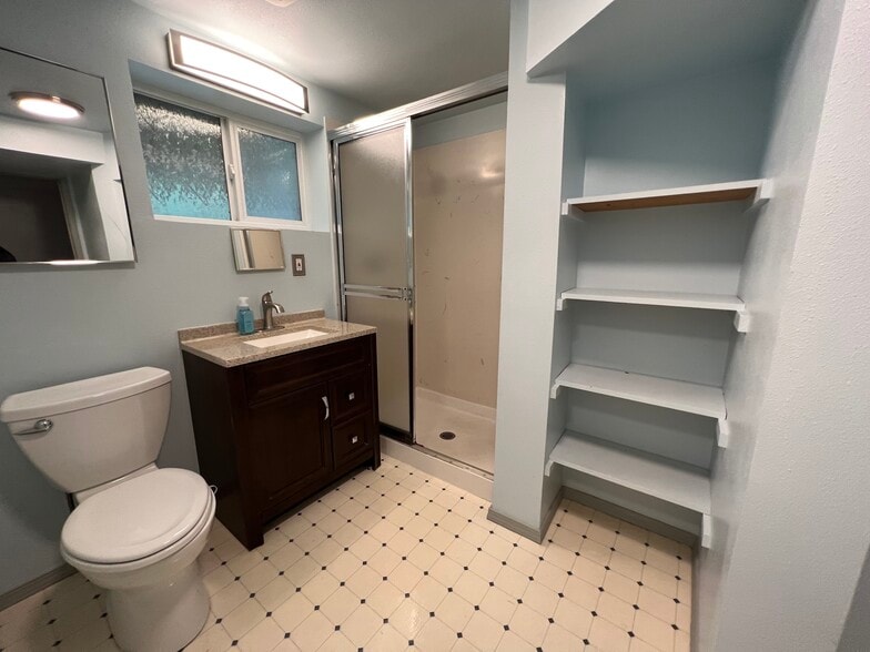 Building Photo - 10409 NE 130th St