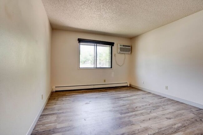 Building Photo - $1,050 | 2 Bedroom, 1 Bathroom Apartment | No Pets | Available for August 1st, 2026 Move In!