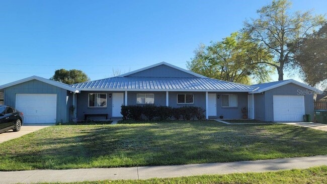 Primary Photo - 111 Hazelcrest St