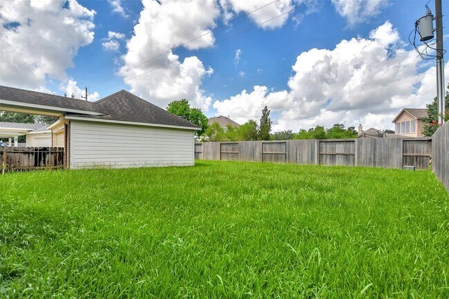 Building Photo - 24803 Haverford Rd