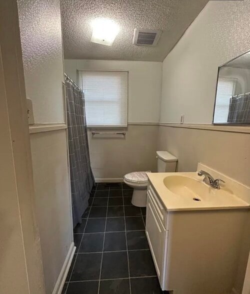 Bathroom - 110 Rebecca St