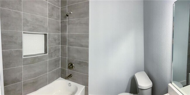 Building Photo - 3812 Southway Dr