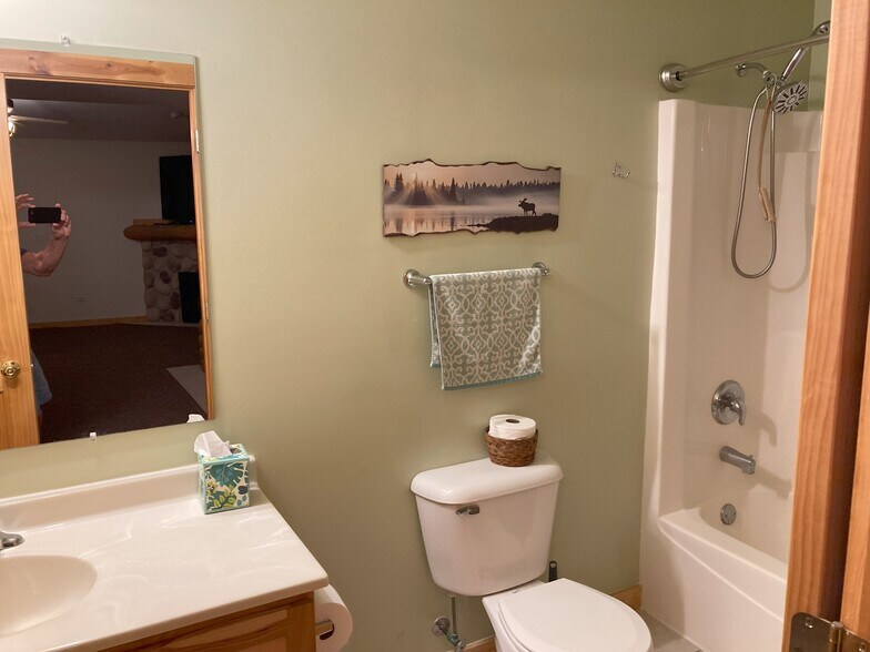 Building Photo - 2643 IL-178