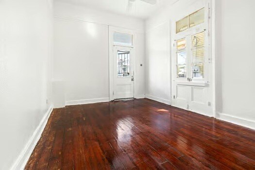 Building Photo - 2332 Ursulines Ave