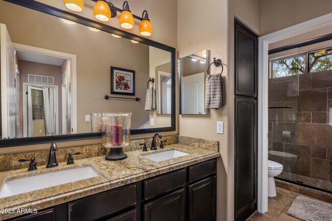 Building Photo - 9053 E Hobart St