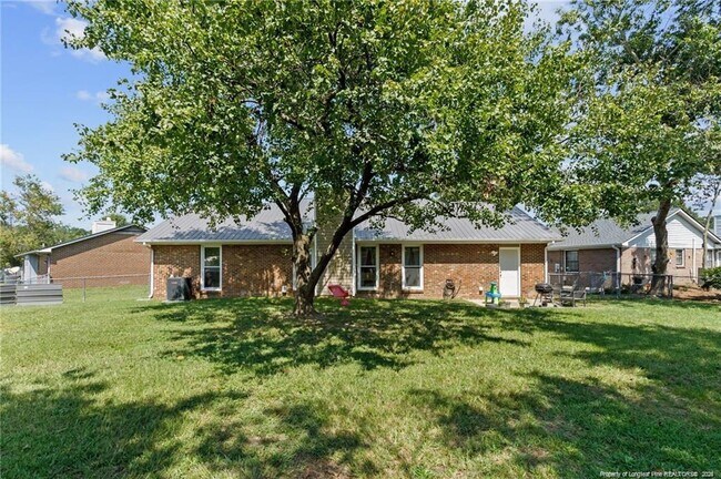 Building Photo - 7817 Laura-Ann Ct