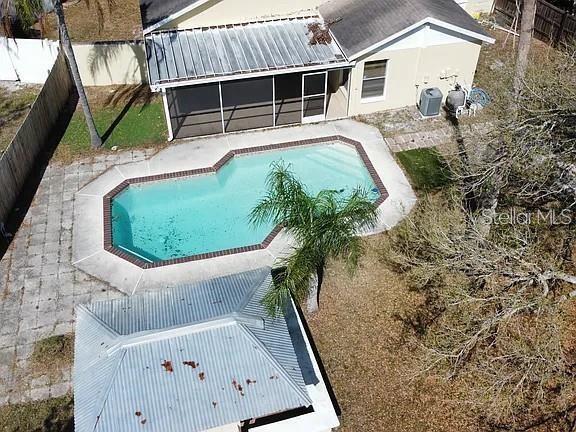 Building Photo - 13624 Laraway Dr