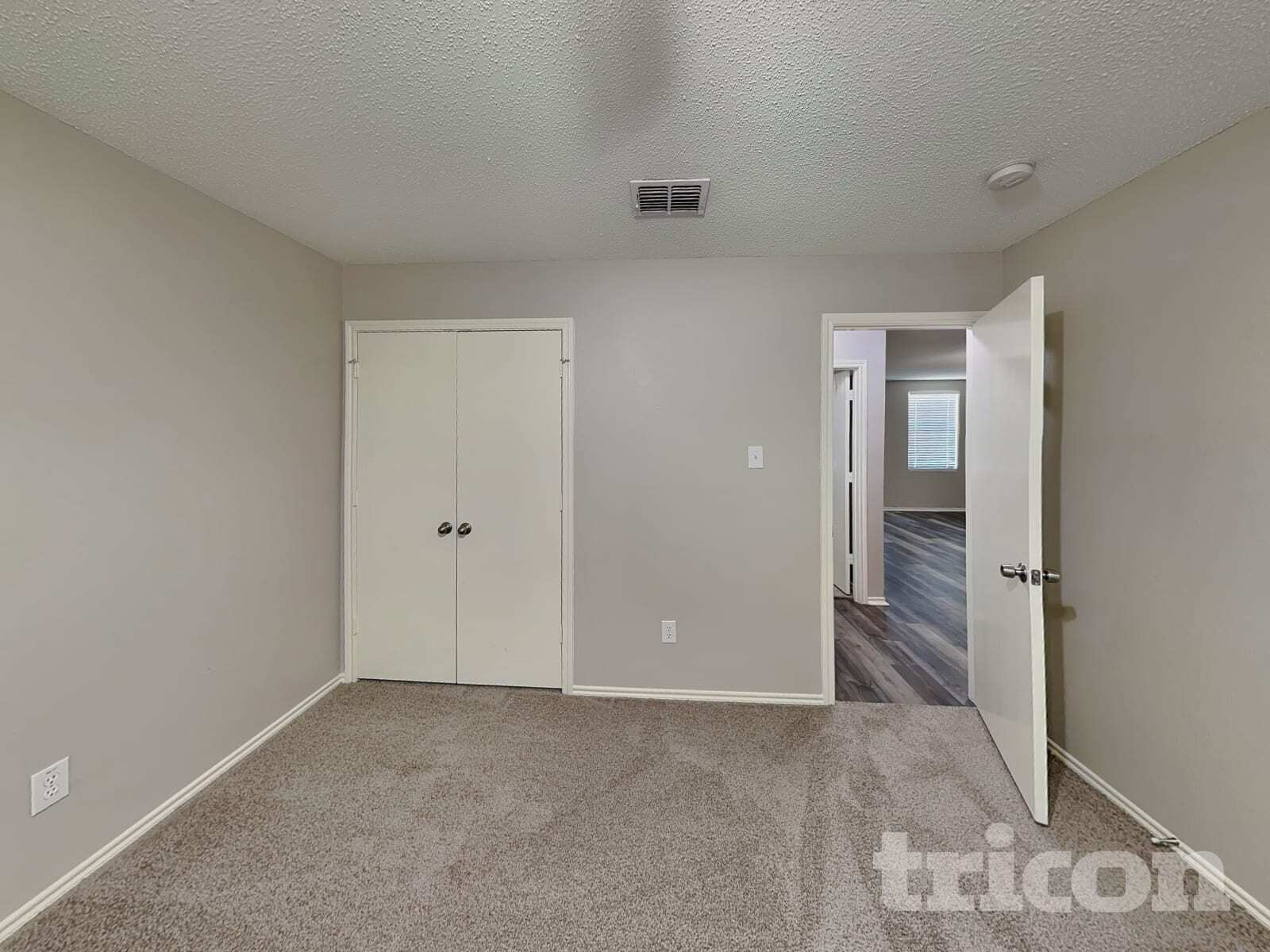 Building Photo - 2925 Paint Brush Pl