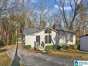 Building Photo - 3031 Apple Valley Ln