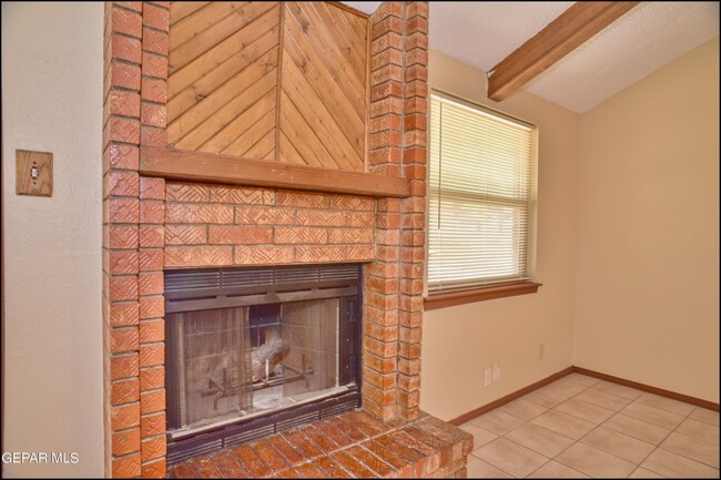 Building Photo - 11645 Gordon Cooper Ln