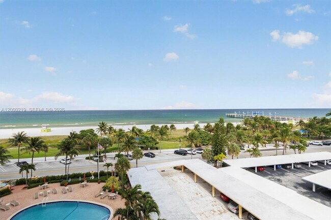 Building Photo - 328 N Ocean Blvd