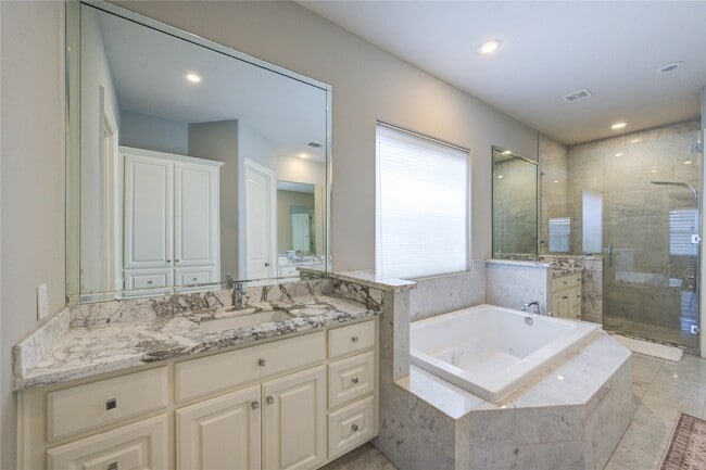 Building Photo - 11206 Castille Ln