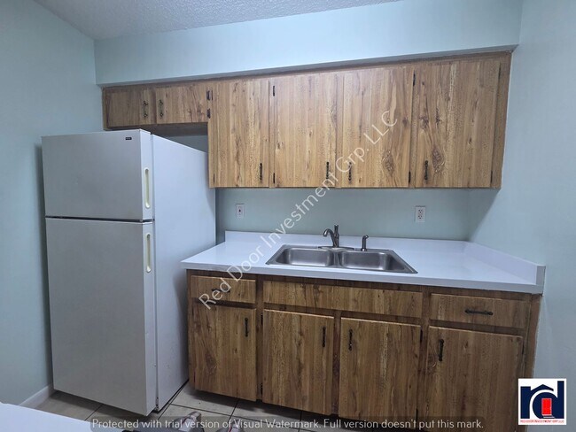 Building Photo - 2 Bedroom 2 Bath w/ Washer & Dryer~ Move in Ready!