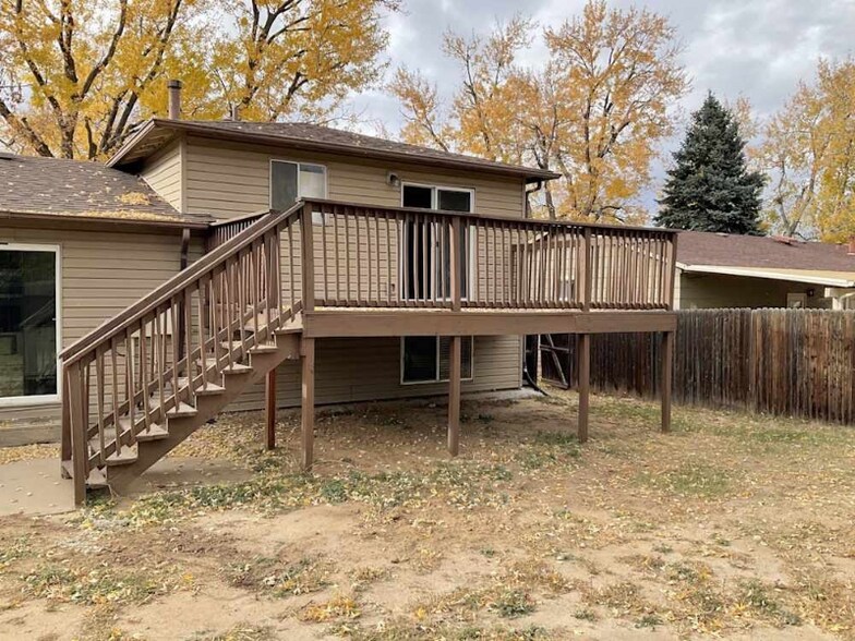 Building Photo - 15616 E Eldorado Dr