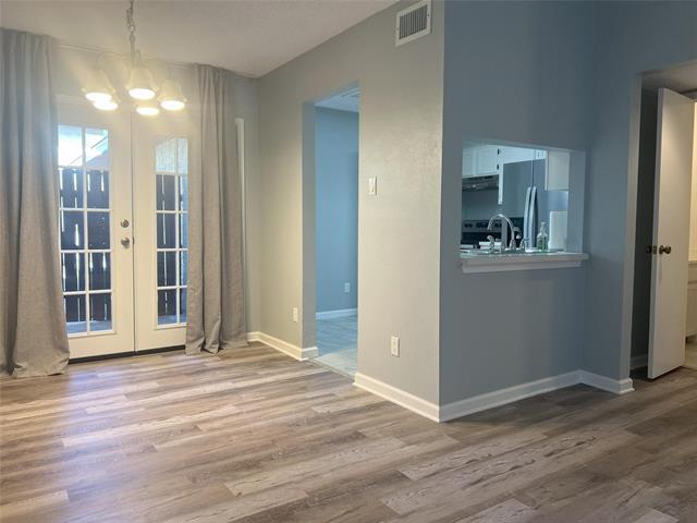 Building Photo - 4939 Rolling Vista