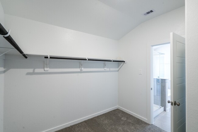 Building Photo - 17877 Stone Ter Ct