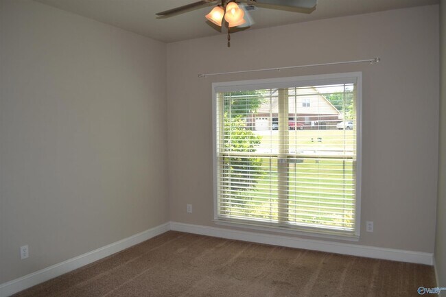 Building Photo - 104 Rushing Brook Dr