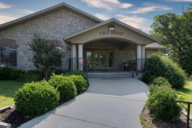 Building Photo - 206 Hampshire Dr