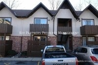 Building Photo - 6212 Robinson St