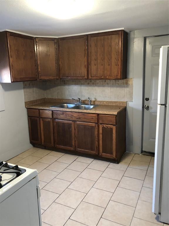 Building Photo - 712 40th St