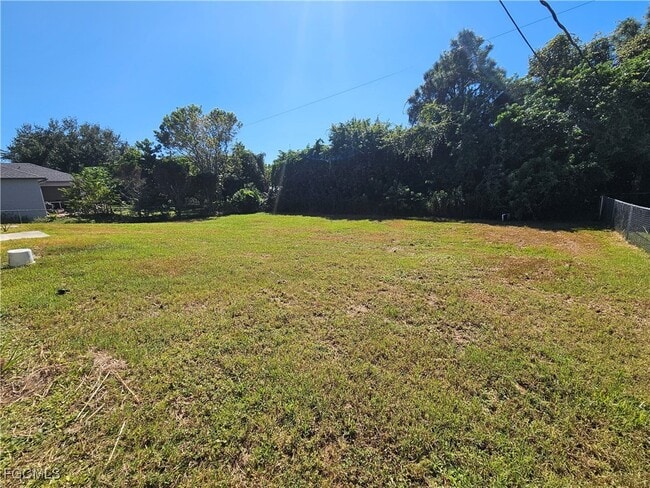 Building Photo - 5215 3rd St W