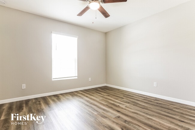 Building Photo - 20431 Mt Prospect Ave