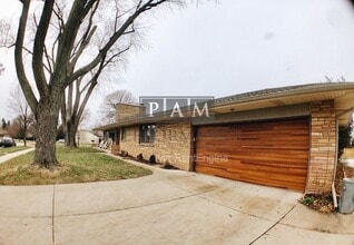 Building Photo - 7430 W Wells St