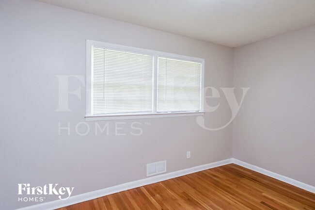 Building Photo - 1175 Milstead Ave NE
