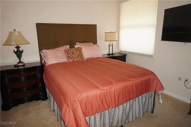 Building Photo - 13091 Sandy Key Bend