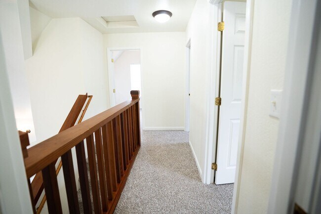 Building Photo - 2970 Janes Creek Dr