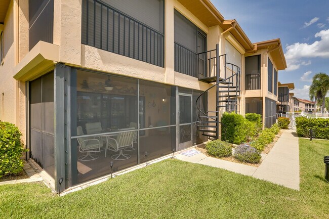 Building Photo - 3722 SE 12th Ave