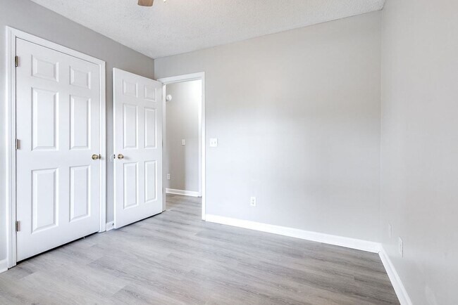 Building Photo - 308 Barrister Cir