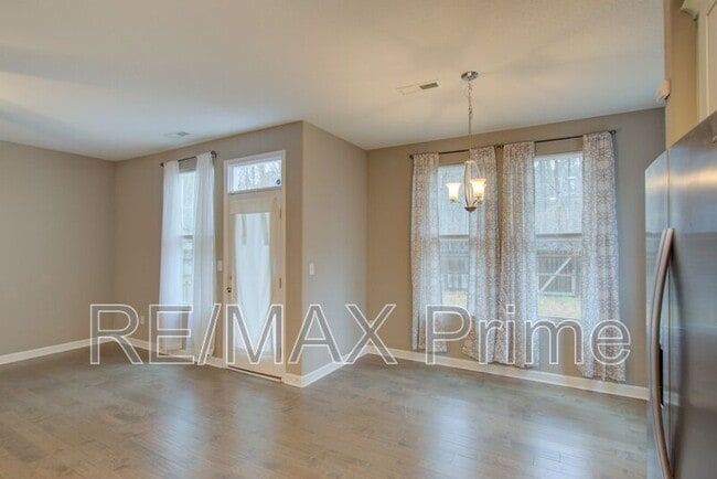 Building Photo - 4158 Pughsville Rd