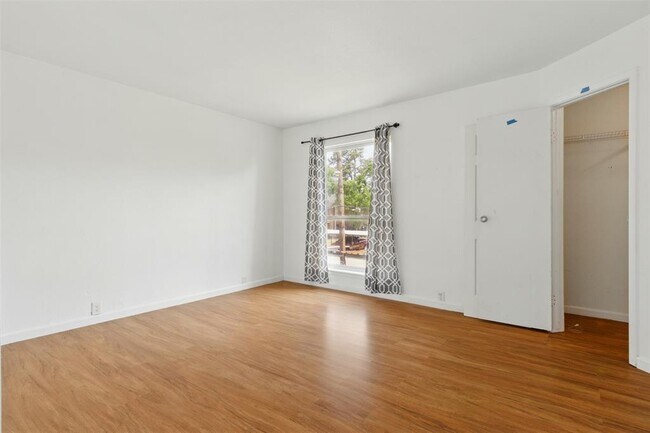 Building Photo - 17230 Imperial Valley Dr