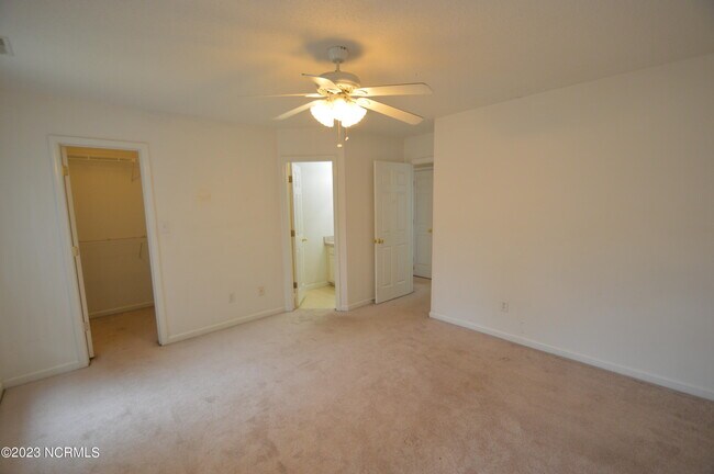 Building Photo - 228 Natalie Ln
