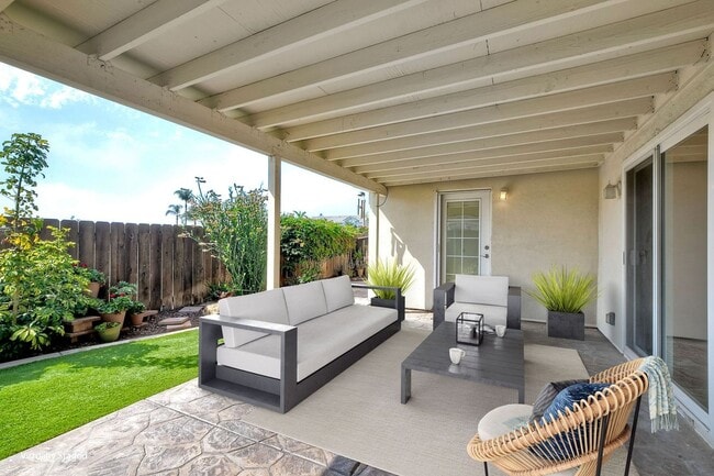 Building Photo - 55 yrs Plus ONLY Community! Lovely and Breathtaking 2 Bed 2 Bath unit in Oceanside