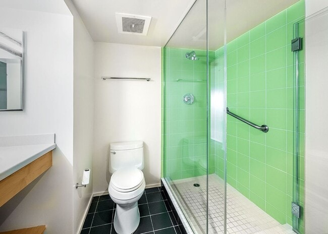 Building Photo - Clean and Bright Studio Apartment Downtown at The Montage- Utilities included!