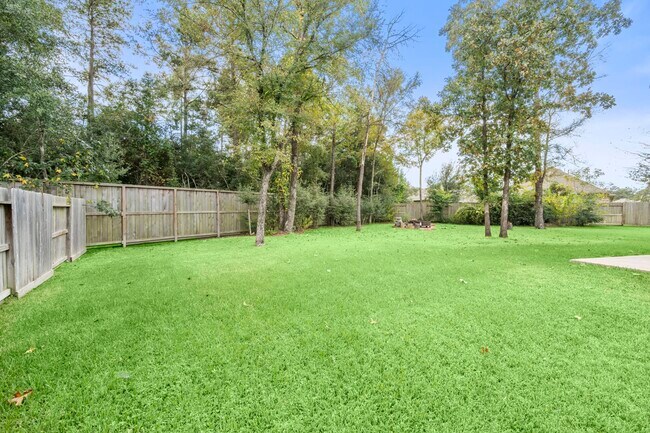 Building Photo - 104 Winged Elm Ct
