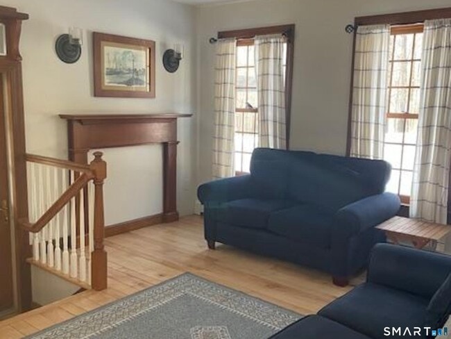 Building Photo - 415 Kent Hollow Rd