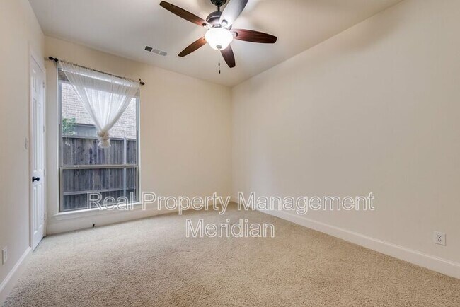 Building Photo - 14900 Foxbriar Ln